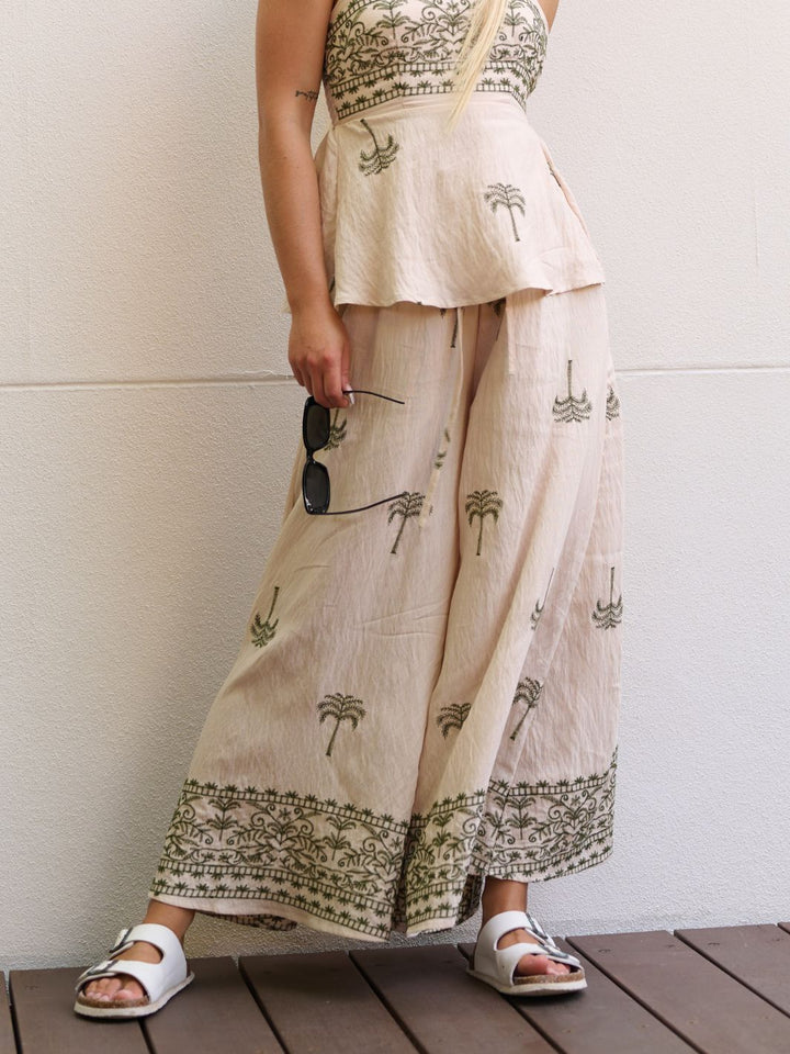 EMBROIDERED PALM PANT